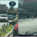Tiranë, makina përplas qytetarin në vijat e bardha