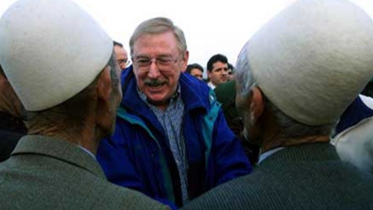 Walker kundër planit franko-gjerman: E dëmton Kosovën