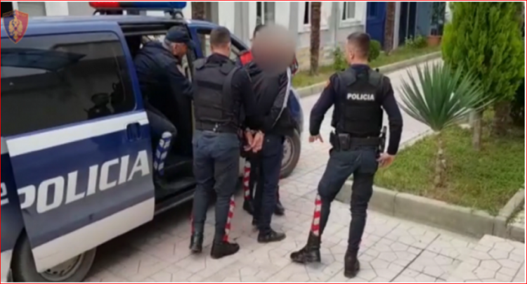 Vodhën në supermarket, 3 të arrestuar në Vlorë