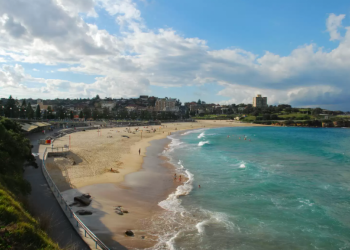 I nxehti pushton Australinë, temperaturat arrijnë mbi 40 gradë