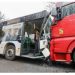 Autobusi përplaset kokë më kokë me kamionin