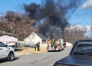 Rrëzohet avioni në New York, një i vdekur dhe dy të plagosur