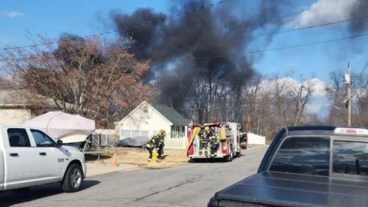 Rrëzohet avioni në New York, një i vdekur dhe dy të plagosur