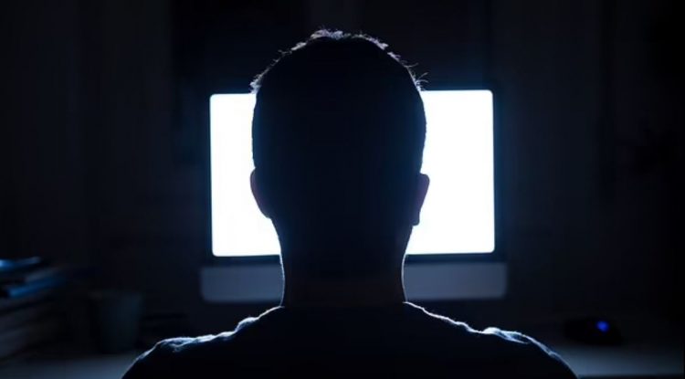 Foli me Inteligjencën Artificiale, vetëvritet babai i dy fëmijëve