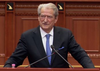 Berisha-Manjës: Arrestove Lefterin që t’i bëje qejfin Belindës