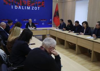 Berisha optimist: Do t’i japim goditje kokës së Meduzës