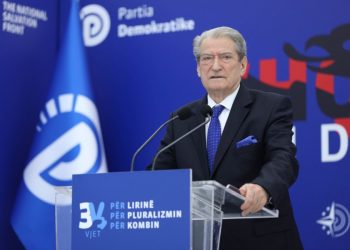 Berisha apel administratës: Mos u bëni pjesë e krimit elektoral
