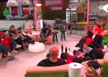 Bëri lojë me Keisin? Banorët vënë me “shpatulla pas muri” Kristin