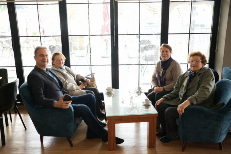 Boçi takon gratë: Ta shohim Elbasanin me sytë e një nëne…