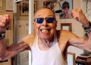 Britaniku 86-vjeçar thyen rekordin botëror