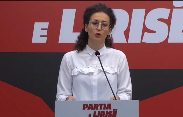 PL: Plehrat po shkatërojnë mjedisin, vetëm Kumbaro nuk i sheh