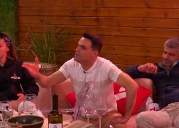 ‘Denigrove gjitha nënat’, debat i fortë mes banorëve e Kristit