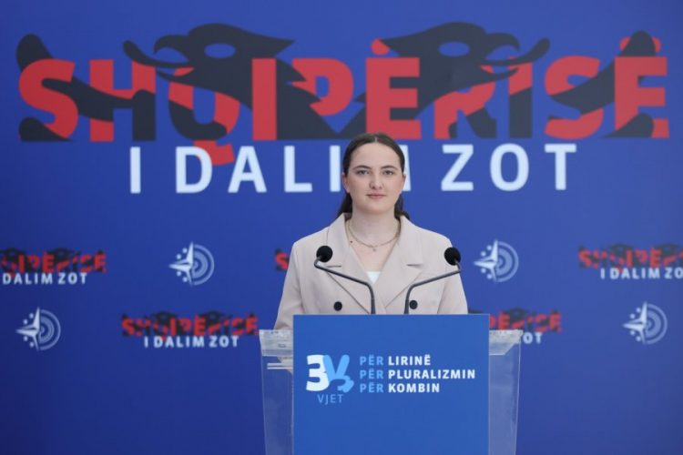 Xhetani: Veliaj, mos e përdorni emrin e studentëve për propagandë