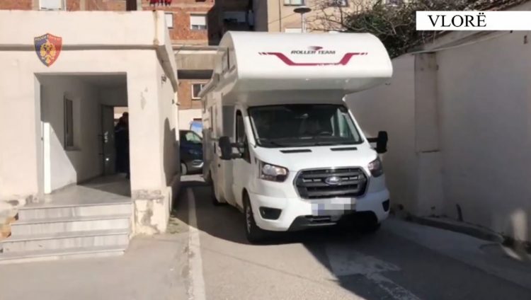 VIDEO/ Dy kampera plot drogë, pamje nga megaoperacioni