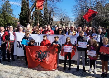Banorët e Dukagjinit në protestë, ja kërkesa e tyre