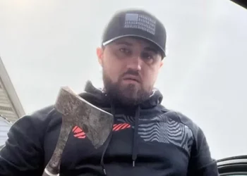 ‘Do e bëj tmerr’, arrestohet shqiptari ekstremist në SHBA (Emri)