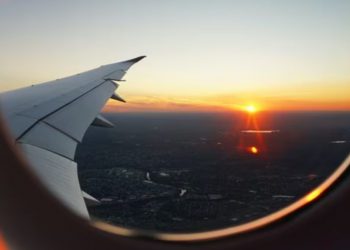 Fluturimi më i gjatë në botë – A e dini cili është?