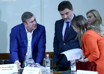 Edhe Gjiknuri tallet me Alibeajn: Më mirë ta dorëzonte vulën