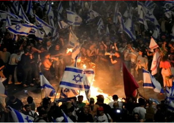 Shkarkohet ministri i Mbrojtjes, protesta masive në Izrael