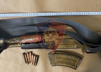 I gjendet armë në banesë, prangoset një person në Tropojë