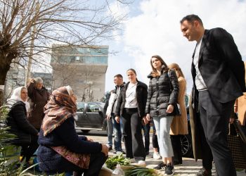 VIDEO/ Këlliçi: Ne takojmë qytetarët, Veliaj administratën
