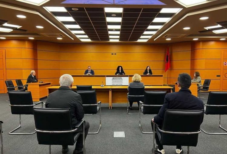 Probleme me pasurinë, KPK shkarkon gjyqtaren e Tiranës