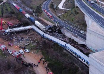 Përplasja e trenave në Greqi,arrestohet shefi i stacionit në Larisa