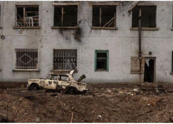 Rusia vazhdon të bombardojë, vret 4 civilë