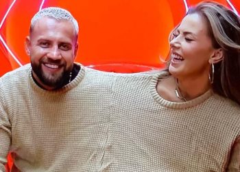 Luizi dhe Olta të veshur me një bluzë: O Dori, si e duron…