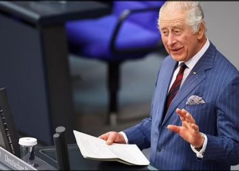Mbreti Charles, monarku i parë britanik që i drejtohet Bundestagut