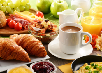 Çfarë duhet të hani në mëngjes për të forcuar zemrën