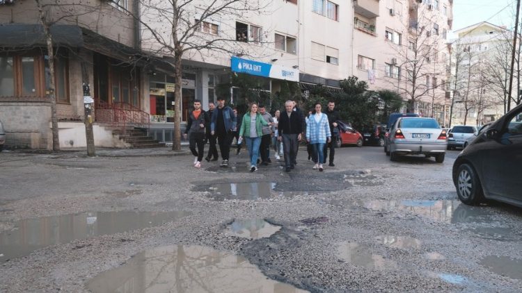Meta nis fushatën në Tiranë: ‘Fresku’, tërësisht pa infrastrukturë