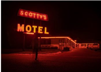 Çfarë ndodhi? Vdes 77-vjeçari në një motel