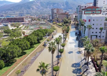 Përmbytet sërish qyteti i goditur nga tërmeti në Turqi