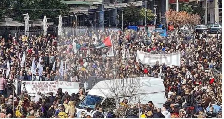 Aksidenti tragjik në Greqi, protesta masive në të gjithë vendin
