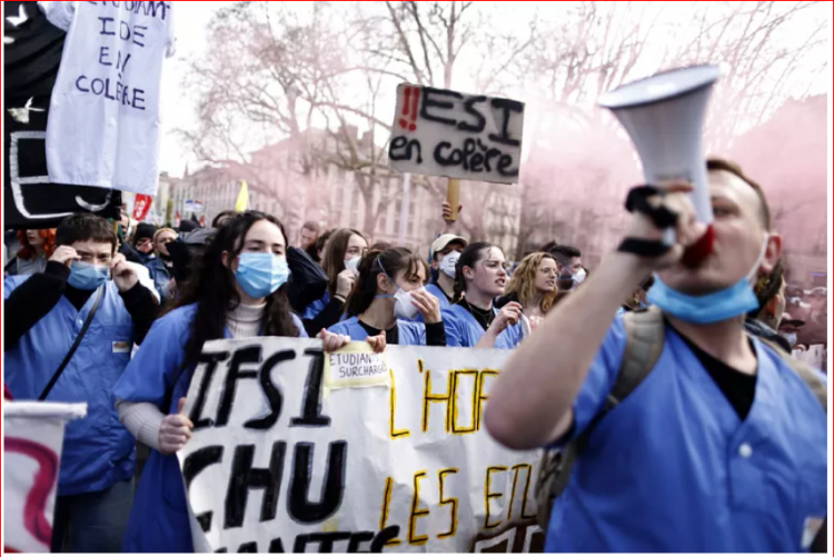 Ditë kaosi në Francë përpara votimit për pensionet
