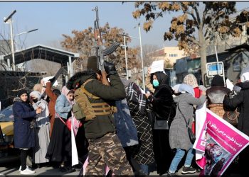 OKB: Regjimi taliban për gratë afgane, më represivi në botë