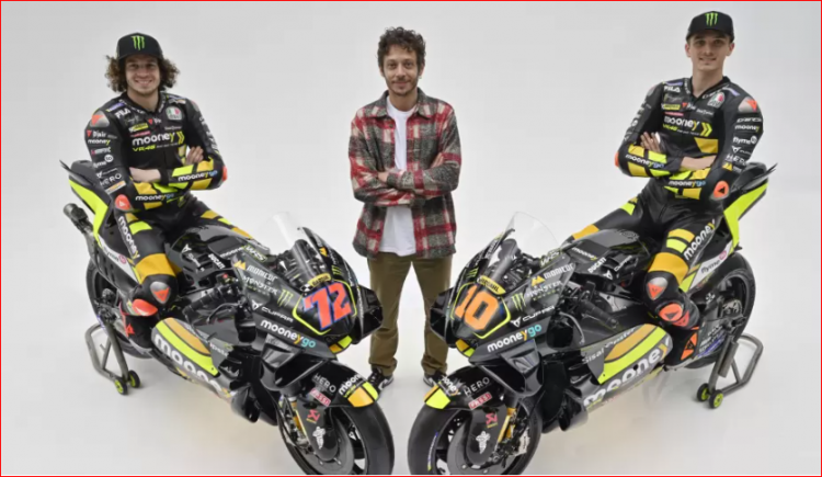 Moto GP/ Valentino Rossi prezanton motorin e ri