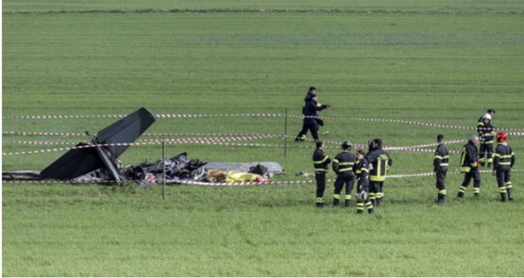 Përplasen avionët ushtarakë në Romë, vdesin 2 pilotët