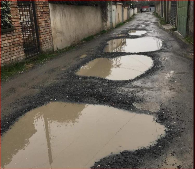 Boçi publikon foto: T’i përgjigjemi propagandës me të vërteta