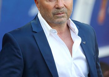 Dështoi në Spanjë, tekniku argjentinas pranë stolit të Uruguait