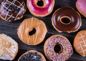 Sinjalet që na tregojnë se po ekzagjerojmë me sheqerin