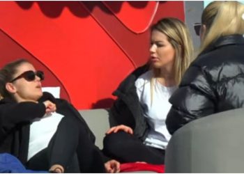 Sherri mes vajzave për 8 mars, Antoneta sqarohet me Nitën