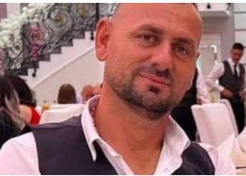 Hyri të shpëtojë një fëmijë, vdes shqiptari në SHBA