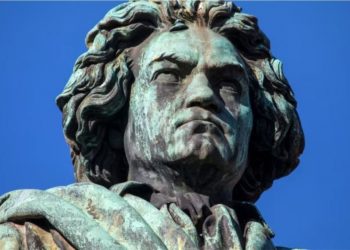 Dy shekuj më vonë, zbulohet shkaku i vdekjes së Beethoven