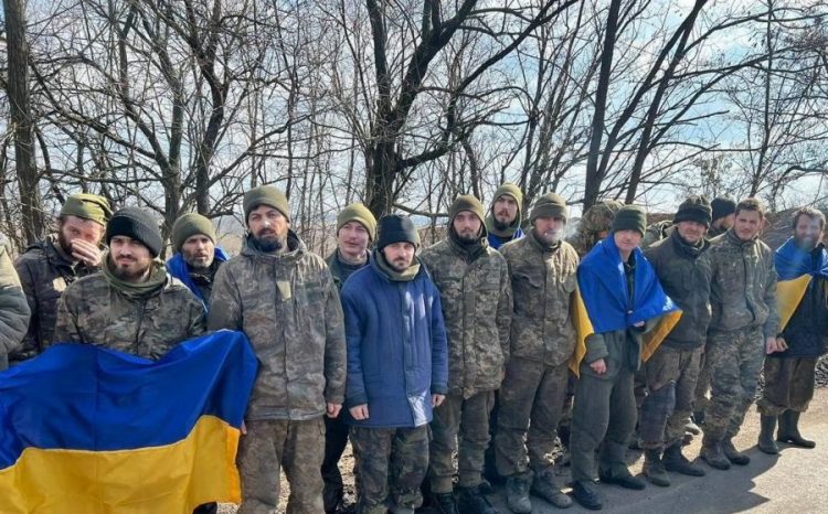 Ukraina dhe Rusia këmbejnë të burgosur lufte, mes tyre 4 gra