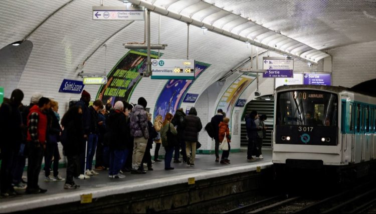 Vazhdojnë protestat kundër reformave në pensione në Francë