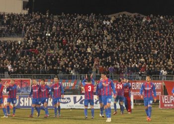 Vllaznia arrin marrëveshjen, kush është trajneri i ri