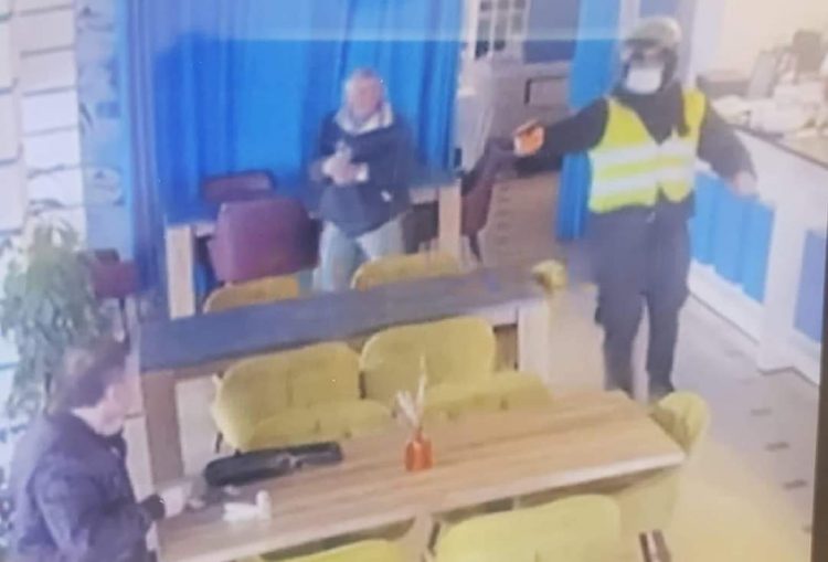 U vra në lokalin e tij në Shëngjin, vjehrri i Nikulajt: Autori …