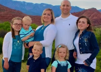 Çmendet kryefamiljari, kryen masakër në shtëpi